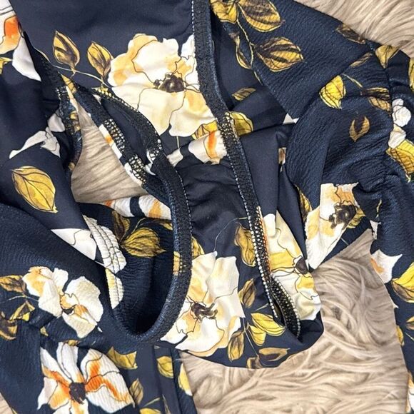 Beach Riot X Stone Cold Fox Classy Sexy One Piece Floral Cheeky Swim Suit Medium - Picture 6 of 6